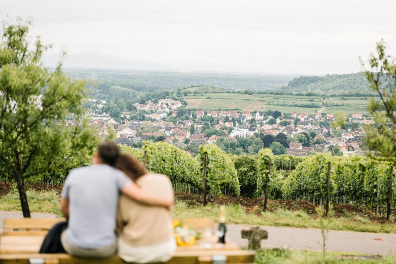 Weinzuhause Hotel-Restaurant-Vinothek Mommenheim Buitenkant foto